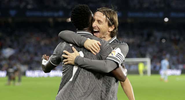 Un récord y otra píldora de magia que explican la vigencia de Modric