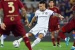 Lautaro sube un escalón en la historia del Inter y brilla en Roma