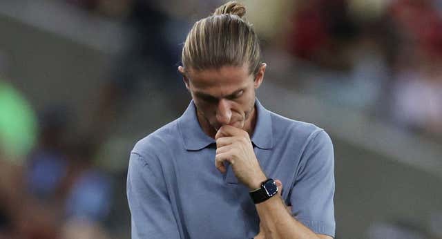 Filipe Luis se acuerda de los años con el Cholo en su mayor reto como entrenador: “Un tercer defensa, ¡qué lección táctica!”