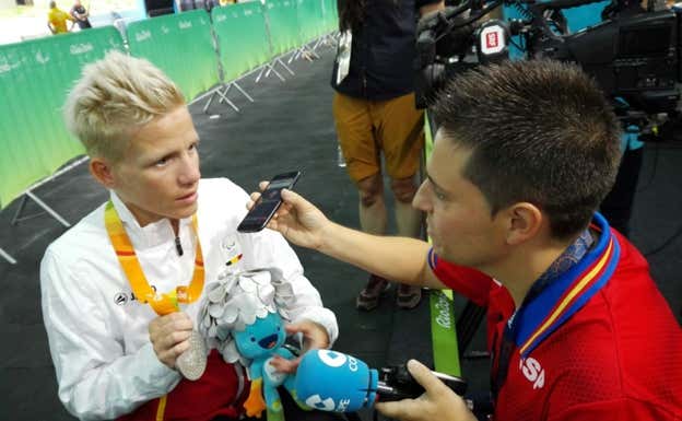 Luis Munilla entrevista a Marieke Vervoort en Río 2016.  CEDIDA