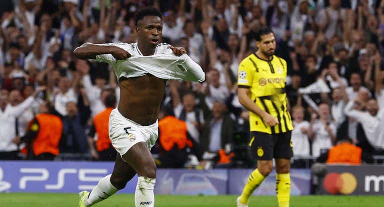 Vinicius celebra el 4-2.