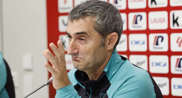 Ernesto Valverde no se fía de un Slavia que ya le ‘asustó’ en Barcelona: “Espero muchas transiciones”