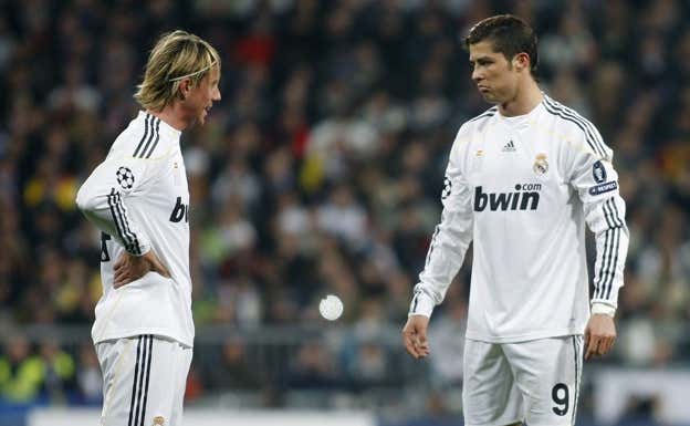 Guti, con Cristiano.  ABC