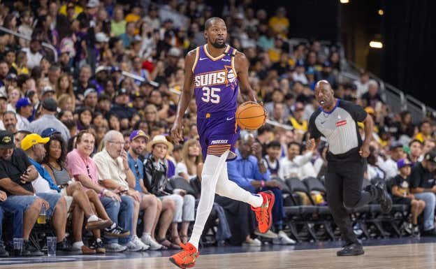 Kevin Durant con los Phoenix Suns. REUTERS