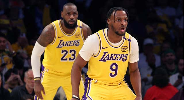 Tres minutos y una foto histórica resumen la breve aventura del hijo de LeBron en la NBA: los Lakers le mandan a la G League