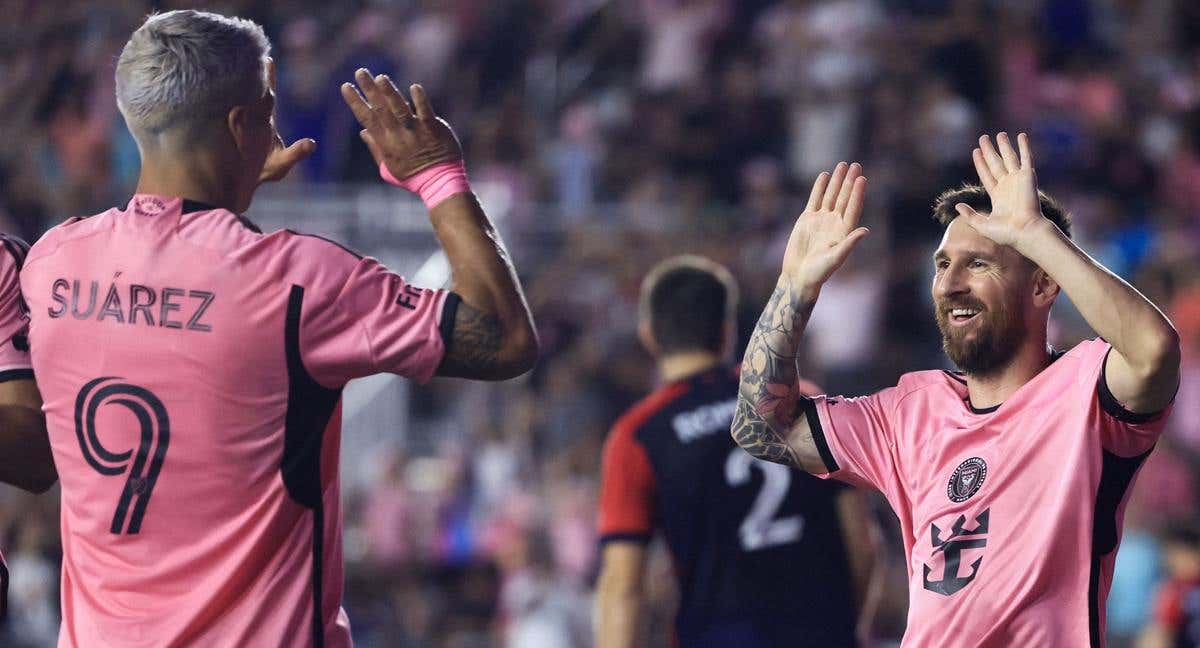 Messi y Suárez celebran un gol con Inter Miami.