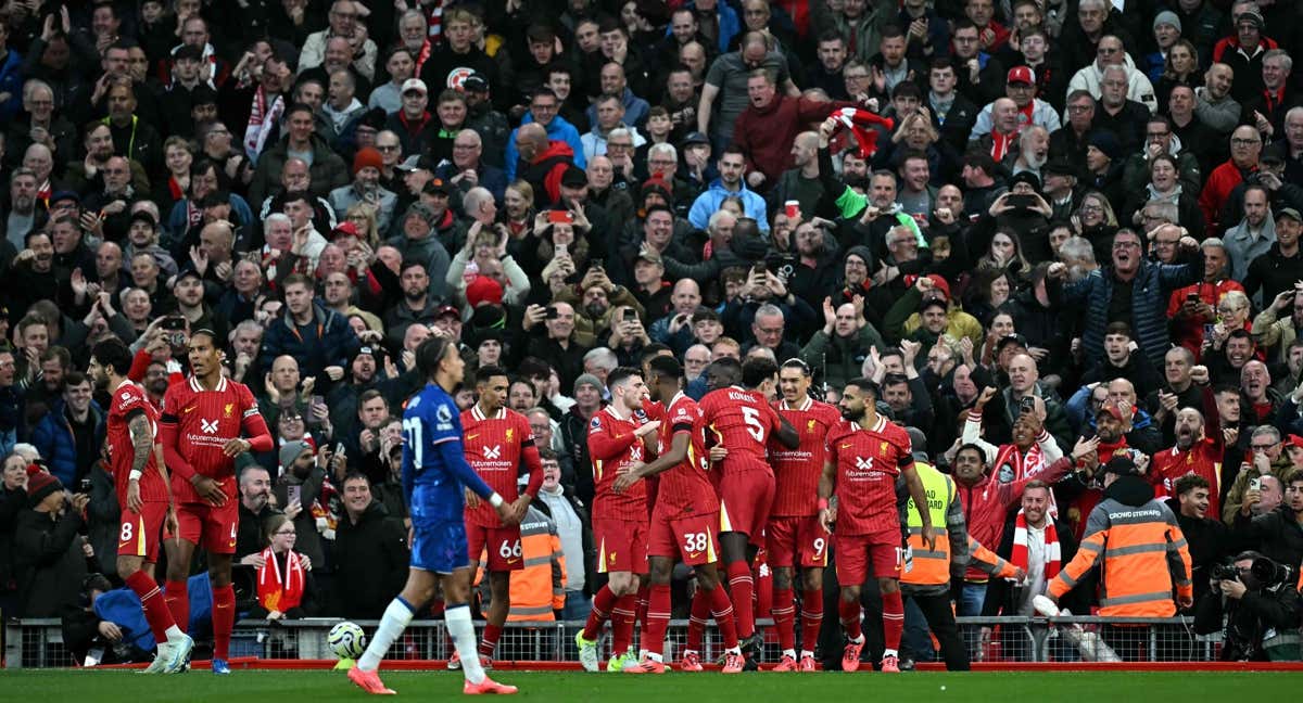 El Liverpool celebra un gol frente al Chelsea.