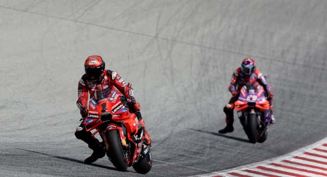 ¡Hay mucho Mundial! Bagnaia responde, Martín asegura y Acosta pone el toque de emoción