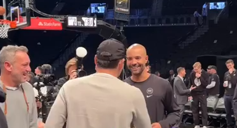 Casillas fue a visitar a Jordi Fernández en su debut con los Nets.