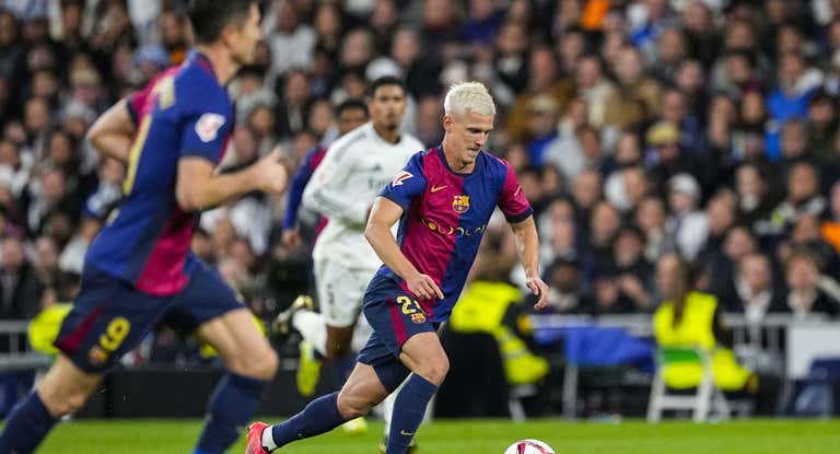 Dani Olmo salió en la segunda mitad ante el Real Madrid.
