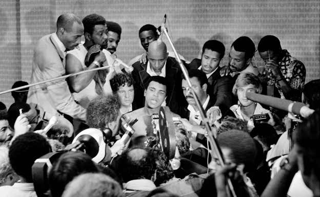 Ali, en la rueda de prensa previa al combate.  AFP