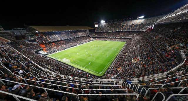 Un aplazamiento que todos entendieron en Valencia: «No me ha sorprendido la buena predisposición del Real Madrid»