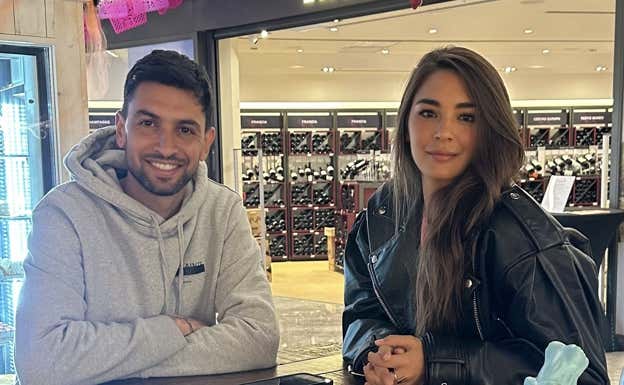 Pastore en una cafetería a las afueras de Madrid. Relevo | L. González