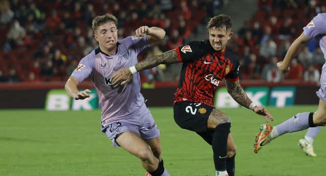 Clamor tras el primer partido después de la Dana en Valencia: «Esto es inhumano»