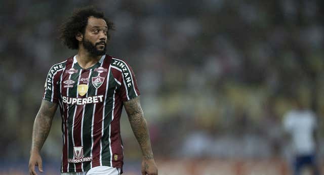 Marcelo y el entrenador de Fluminense se enzarzan y protagonizan una discusión que acaba con ‘castigo’ para el lateral