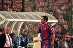 Hristo Stoichkov saca su versión más conciliadora con la polémica ausencia del Real Madrid en el Balón de Oro: «Ya estamos mayores para dar castaña»