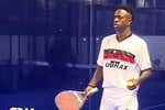 Vinicius demuestra que la fiebre del pádel ha llegado al Real Madrid... a pesar de la prohibición del club