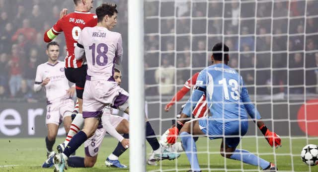 El Girona menos Girona fue arrollado y desnaturalizado por el PSV