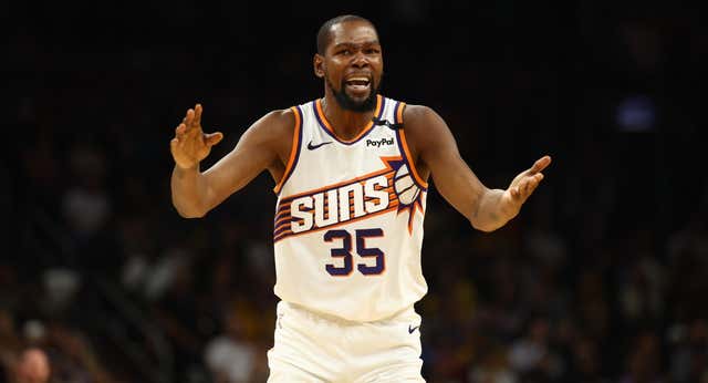 Kevin Durant reclama su estatus de superestrella mientras persigue el fantasma de LeBron James y Karl Malone