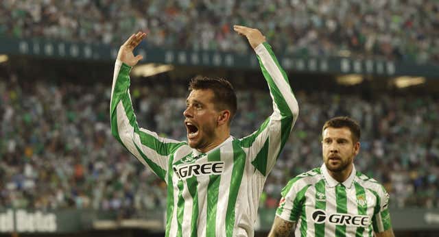 Lo Celso, convocado con Argentina… ¡y de baja con el Betis!