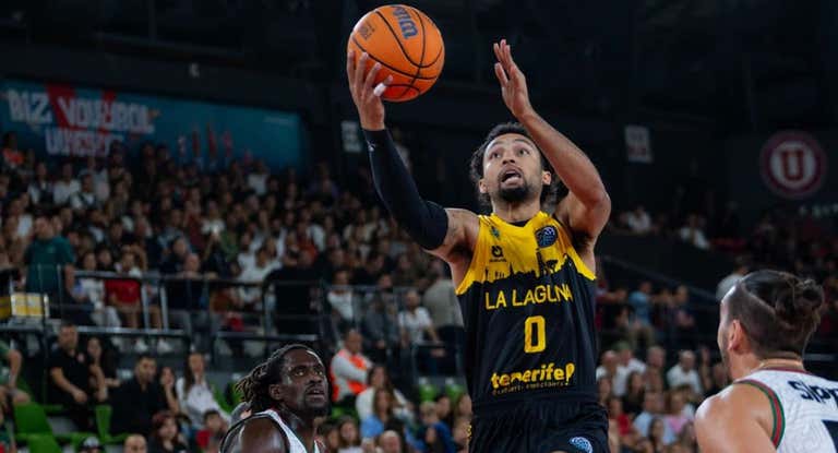 Payton Willis, en uno de los dos partidos de la BCL que ha disputado con el La Laguna Tenerife.