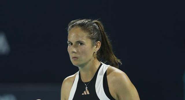 Las reglas sacan a Kasatkina del ‘sofá’ para jugar en plenas Finales un partido… que no le sirve para nada