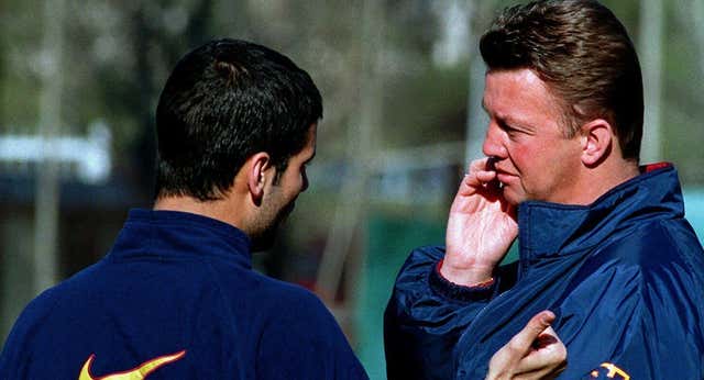 Un exjugador del Barça desvela 25 años después cómo era aquel equipo de Van Gaal: «Él hablaba, pero luego le hacíamos caso a Guardiola»
