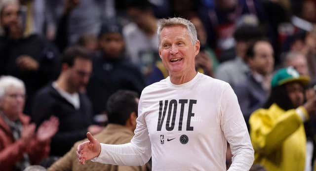Steve Kerr se revuelve contra la victoria de Trump: “La última vez, todos esos inmigrantes ilegales votaron seis veces, fue una desgracia”