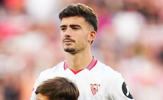 Kike Salas optará a estrenarse con la Sub-21 en Andalucía.  SEVILLA FC