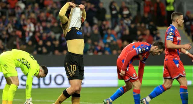 La RFEF resuelve el lío con el calendario programando la eliminatoria de la Real Sociedad de Copa… ¡a 72 horas del derbi vasco!
