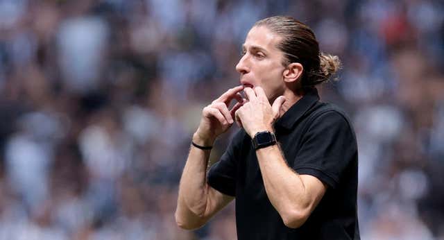 Filipe Luis estrena su palmarés como entrenador: campeón de Copa con el Flamengo