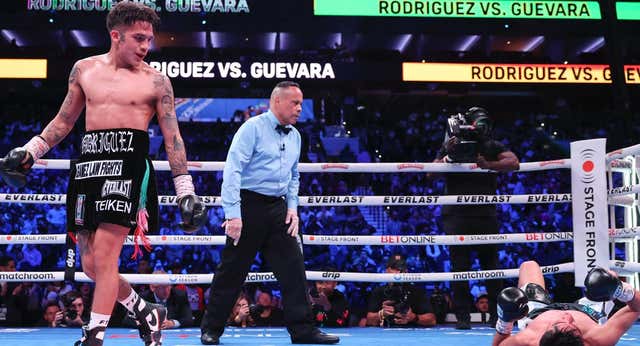 Jesse Rodríguez es la estrella: increíble KO sobre Guevara
