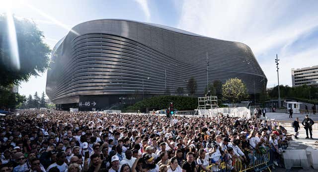 Mientras busca solución al problema de la insonorización, el Real Madrid da un paso más en la explotación del Santiago Bernabéu