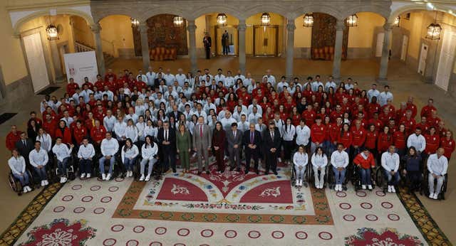 Los Reyes reciben a los olímpicos y paralímpicos: “Transmitís valores que son importantes para todos en la victoria y en la derrota”