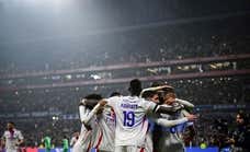 El Lyon desciende provisionalmente y 'culpa' al PSG: «Tenemos muchos enemigos, un gran club en Catar...»