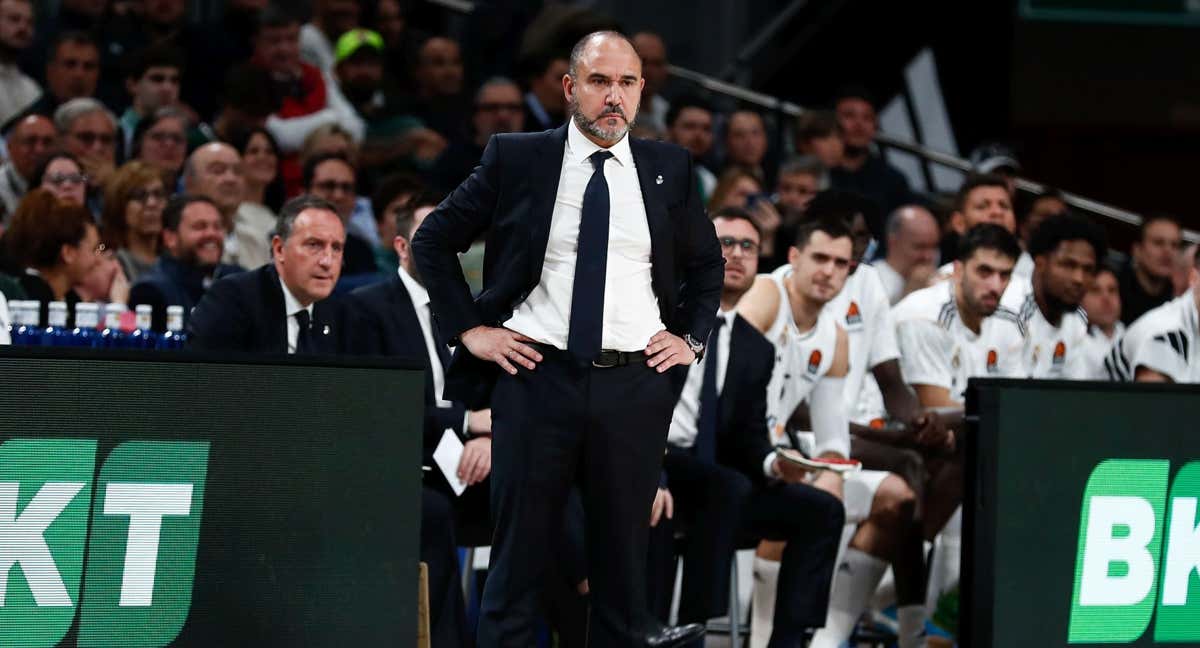 Chus Mateo, durante el partido ante Anadolu Efes.