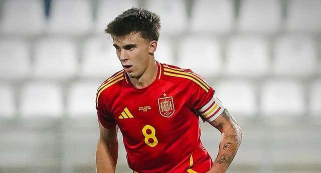 Sorpresa en la Selección: De la Fuente convoca por primera vez a Pablo Barrios, capo de la Sub-21, por la lesión de Zubimendi