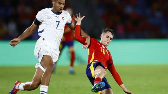 Casadó, durante el partido contra Suiza. /REUTERS