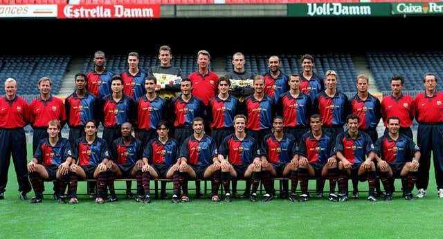 De madrugada, por fax y en la cena de Navidad: así se cerró el primer contrato del Barça con Nike