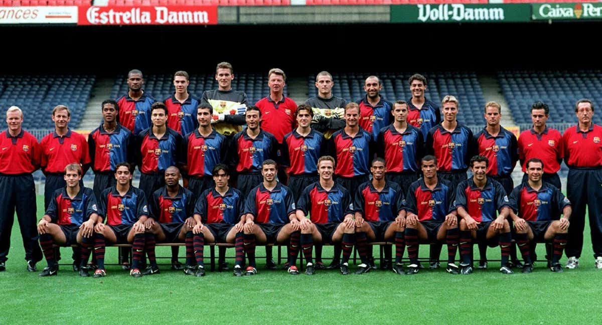La plantilla del Barça la temporada 99/00.