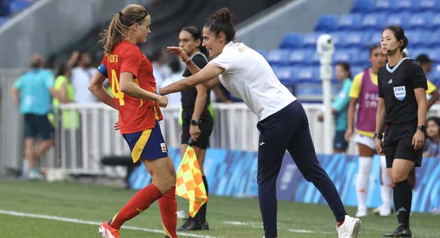 Montse Tomé ya impone su ley en el vestuario sin despeinarse: «Venimos arrastrando dos años que para mí es pasado»