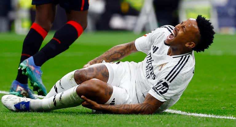 Militao se rompe su segundo ligamento cruzado en el Santiago Bernabéu.