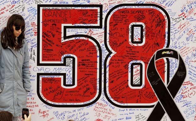 El homenaje a Simoncelli. ARCHIVO