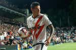 James Rodríguez, sin sitio en el Rayo Vallecano... aunque en las oficinas confían en él: «Sigue siendo muy importante»