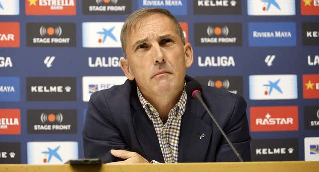 14 fichajes, tres entrenadores, un proyecto ‘low cost’ y varios incendios: el caos de Chen arrastra a Garagarza