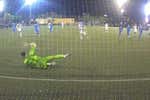 Adrián Muñoz, el portero que en su tiempo libre es mediocentro y desquició al Getafe con dos penaltis parados