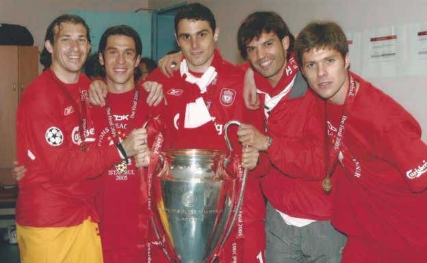 Josemi, Luis García, Núñez, Morientes y Xabi Alonso. REUTERS