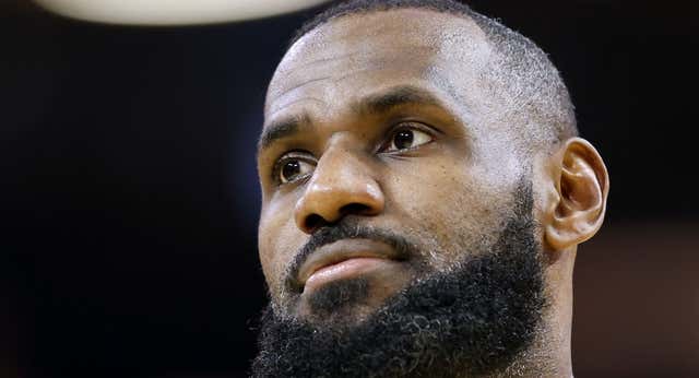El Rey se queda sin corona: LeBron y los Lakers caen a las primeras de cambio en la Copa NBA