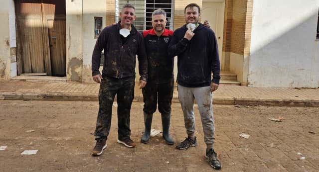 Ricardo Íñiguez: De limpiar fango en Benetússer a dirigir al Valdepeñas