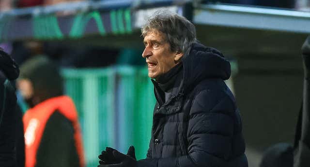 Manuel Pellegrini asume responsabilidades… pero pasa página: “No es para hacer un drama pese al pésimo partido”